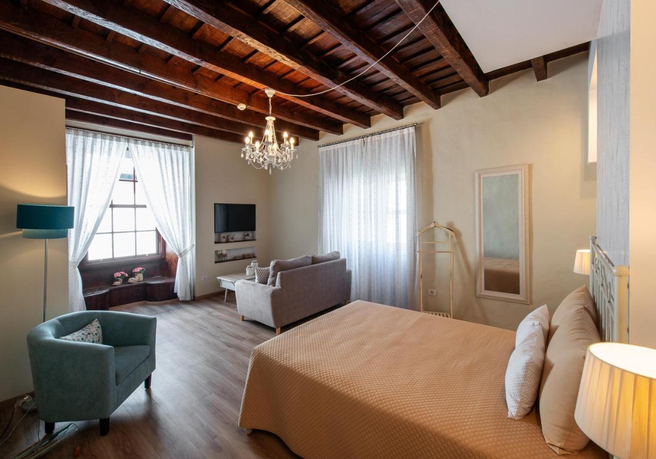 Suites Plaza Vandale Санта-Круз-де-ла-Пальма Экстерьер фото